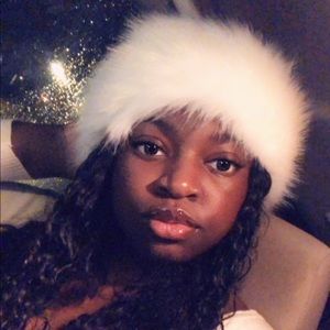 Meet your Posher, Jasmine